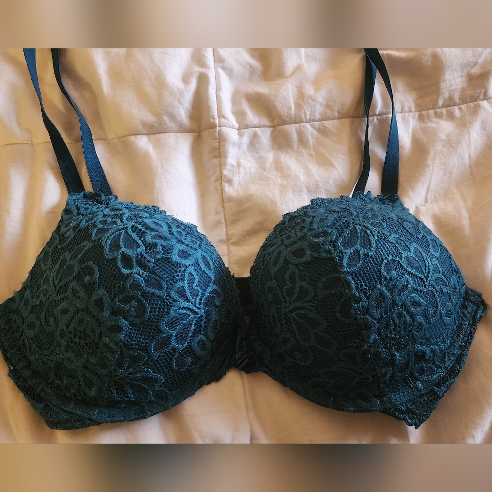 Fredericks of Hollywood Pushup Lace Bra